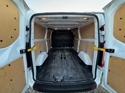 Ford Transit Custom 2.0 TDCi 105 — Utilitaire fiable, 155 000 km, sans sinistre — Miniatura 9