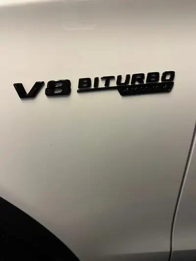Mercedes-Benz GLC 63 AMG — Coupé haute performance, 49'000 km seulement — côté