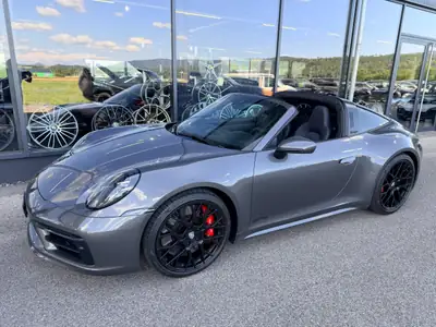 Porsche 911 Targa 4 GTS PDK — Roadster iconique, 480 ch et toit rétractable — Seitenansicht