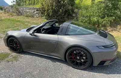 Porsche 911 Targa 4 GTS PDK — Roadster iconique, 480 ch et toit rétractable — Miniatur 9