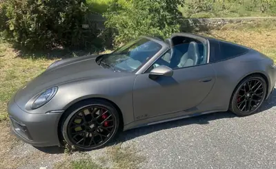 Porsche 911 Targa 4 GTS PDK — Roadster iconique, 480 ch et toit rétractable — Miniatur 8