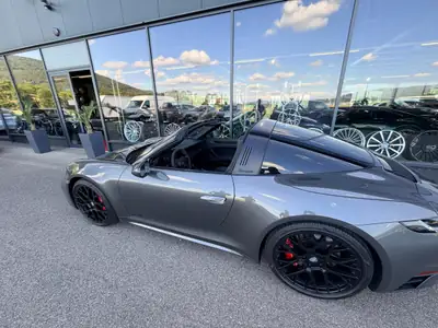 Porsche 911 Targa 4 GTS PDK — Roadster iconique, 480 ch et toit rétractable — Miniatur 10