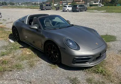 Porsche 911 Targa 4 GTS PDK — Roadster iconique, 480 ch et toit rétractable — Miniatur 13