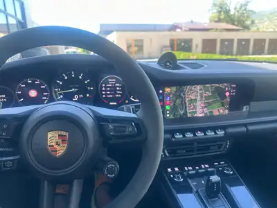 Porsche 911 Targa 4 GTS PDK — Roadster iconique, 480 ch et toit rétractable — Miniatur 19