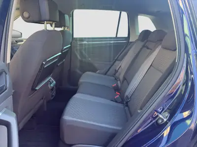 VW Tiguan 2.0 TDI SCR Comfortline 4Motion — SUV robuste, 4x4 intégral, entretien suivi — Miniatura 10