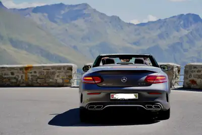 Mercedes-Benz C 43 AMG 4matic — Cabriolet performant, 367 ch et transmission intégrale — Miniatura 13