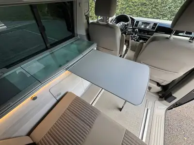 VW T6 2.0 TDI 150 Ocean Edition — Camping-car familial robuste, 85'000 km seulement — Miniature 14