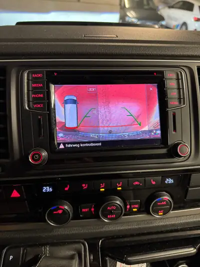VW T6 2.0 TDI 150 Ocean Edition — Camping-car familial robuste, 85'000 km seulement — Miniature 20