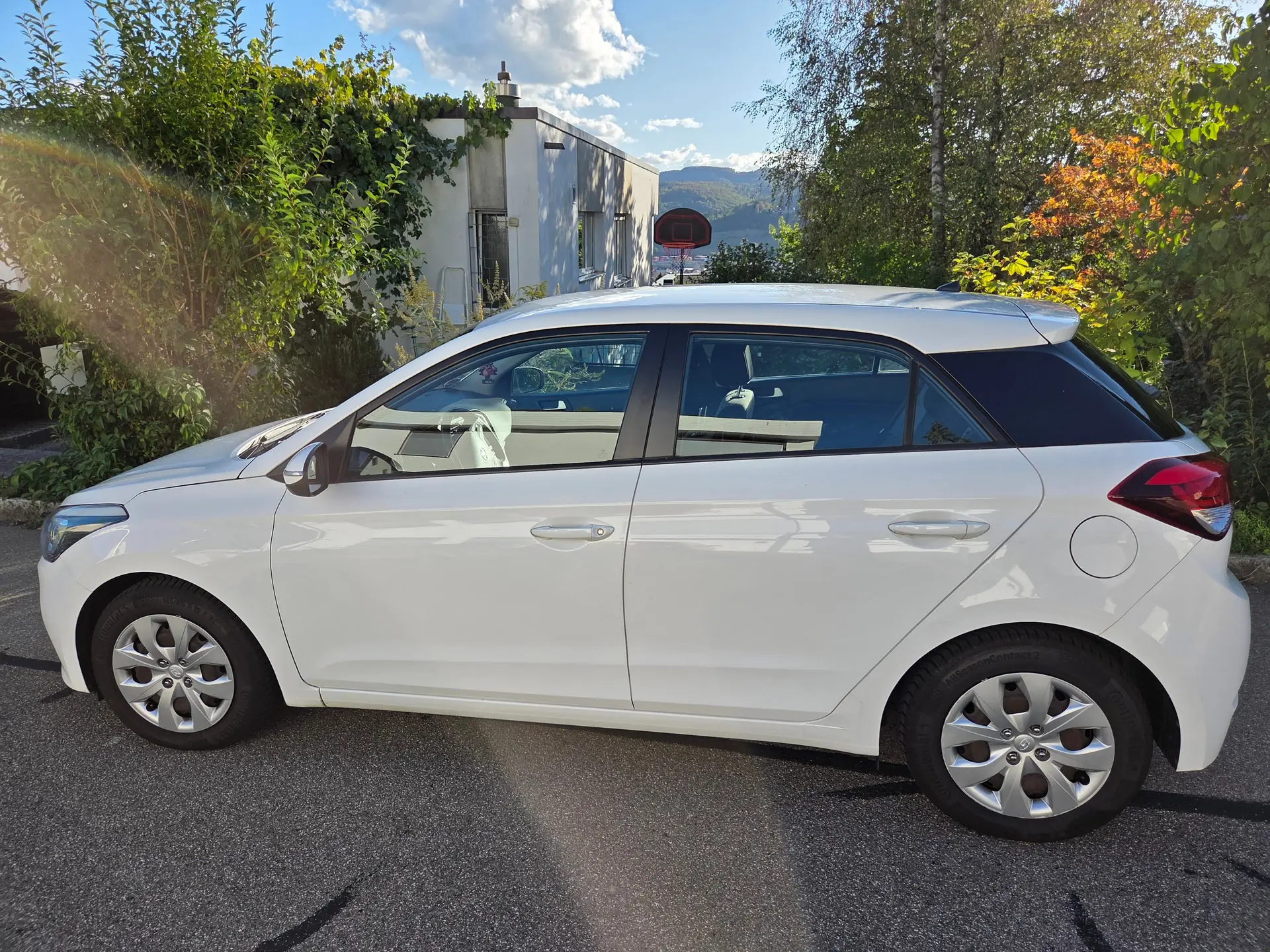 Hyundai i20 1.2 Amplia — Citadine fiable, entretien économique, sans accident