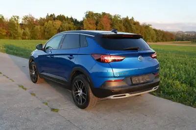 Opel Grandland X 2.0 CDTi Ultimate — SUV spacieux, diesel performant, 60 650 km — détail