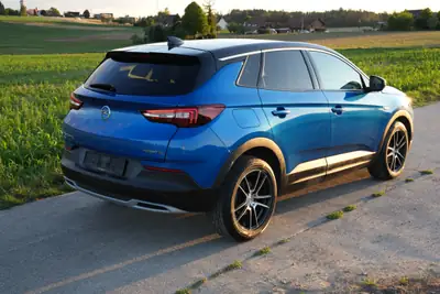 Opel Grandland X 2.0 CDTi Ultimate — SUV spacieux, diesel performant, 60 650 km — tableau de bord