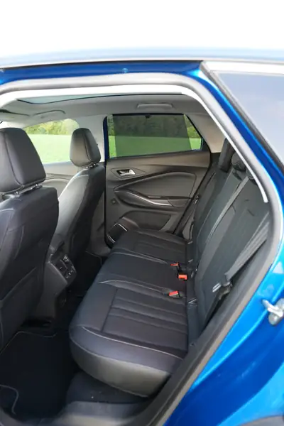 Opel Grandland X 2.0 CDTi Ultimate — SUV spacieux, diesel performant, 60 650 km — Miniature 14