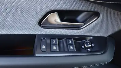 Opel Grandland -e Ultimate — SUV électrique performant, 8 500 km seulement — Miniatur 13