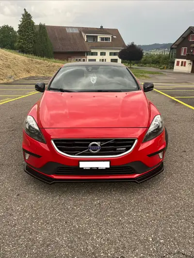 Volvo V40 T2 Sport 200 ch — Break dynamique, toit noir teinté, service frais — Miniature 7