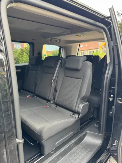 Opel Zafira Life 2.0 Diesel — Monospace 8 places, motorisation robuste et espacieux — dashboard