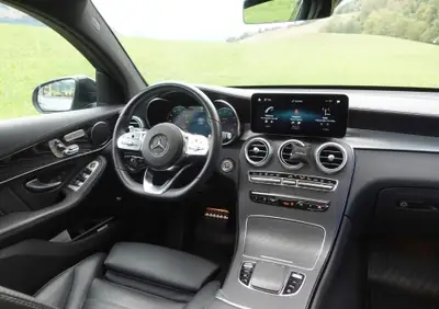 Mercedes-Benz GLC 200 AMG Line — SUV hybride léger, 48 500 km, équipements premium — Miniatur 15