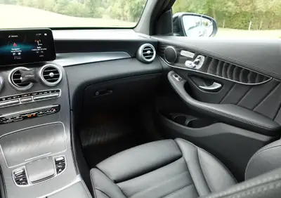 Mercedes-Benz GLC 200 AMG Line — SUV hybride léger, 48 500 km, équipements premium — Miniatur 16