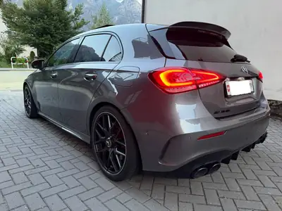 Mercedes-AMG A 45 S 4matic+ — 421 ch, performances extrêmes en compact sportif — side view