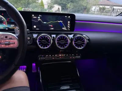 Mercedes-AMG A 45 S 4matic+ — 421 ch, performances extrêmes en compact sportif — Thumbnail 7