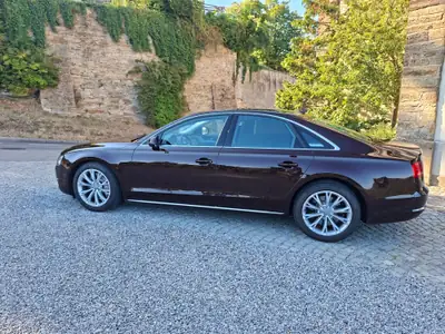 Audi A8 4.2 V8 FSI Quattro — Berline de prestige, 81 700 km, motorisation 372 ch — tableau de bord