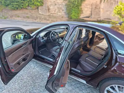 Audi A8 4.2 V8 FSI Quattro — Berline de prestige, 81 700 km, motorisation 372 ch — Miniature 10
