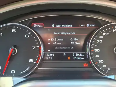 Audi A8 4.2 V8 FSI Quattro — Berline de prestige, 81 700 km, motorisation 372 ch — Miniature 20