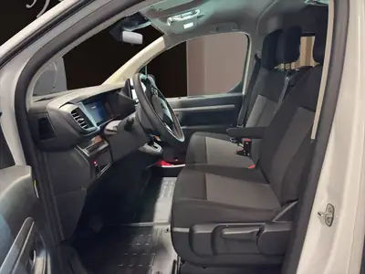 Peugeot e-Traveller Business 50 Standard — Minivan électrique 9 places, faible kilométrage — Miniatur 7