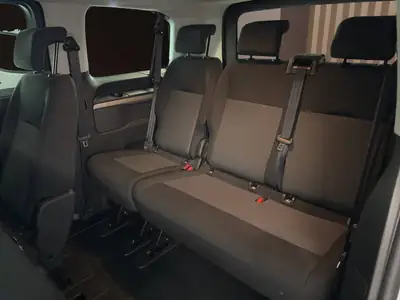 Peugeot e-Traveller Business 50 Standard — Minivan électrique 9 places, faible kilométrage — Miniatur 15