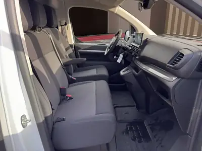 Peugeot e-Traveller Business 50 Standard — Minivan électrique 9 places, faible kilométrage — Miniatur 16