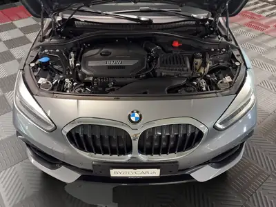 BMW 118i Sport Line Steptronic — Compacte dynamique, boîte auto fluide — Miniatura 12