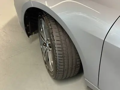 BMW 118i Sport Line Steptronic — Compacte dynamique, boîte auto fluide — Miniatura 14