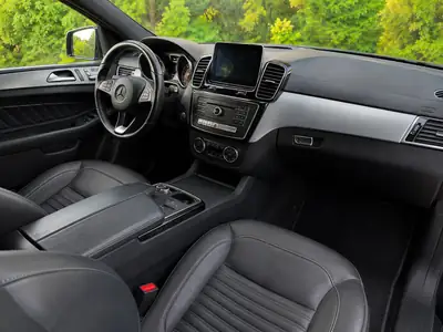 Mercedes-Benz GLE 250 d — SUV diesel performant, 227'000 km, sans sinistre — detail