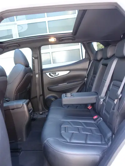 Nissan Qashqai 1.7 dCi Tekna — SUV 4x4 diesel automatique, 83'000 km seulement — Miniatur 16