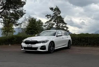 BMW 330d xDrive M Sport Touring — Diesel performant, break polyvalent, affaires comme loisirs — Außenansicht
