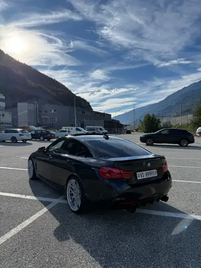 BMW 440i xDrive — Berline sportive 326 ch avec turbo et échappement tuning — arrière