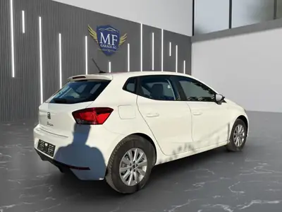 SEAT Ibiza 1.0 TSI 110 Style DSG — Citadine dynamique, essence économe et fiable — interior