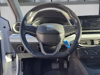 SEAT Ibiza 1.0 TSI 110 Style DSG — Citadine dynamique, essence économe et fiable — Thumbnail 9