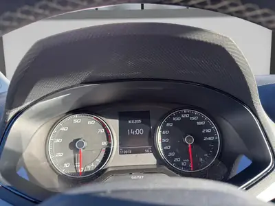 SEAT Ibiza 1.0 TSI 110 Style DSG — Citadine dynamique, essence économe et fiable — Thumbnail 8