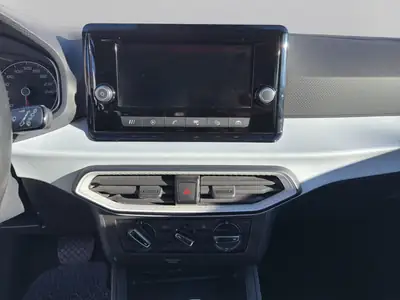 SEAT Ibiza 1.0 TSI 110 Style DSG — Citadine dynamique, essence économe et fiable — Thumbnail 15