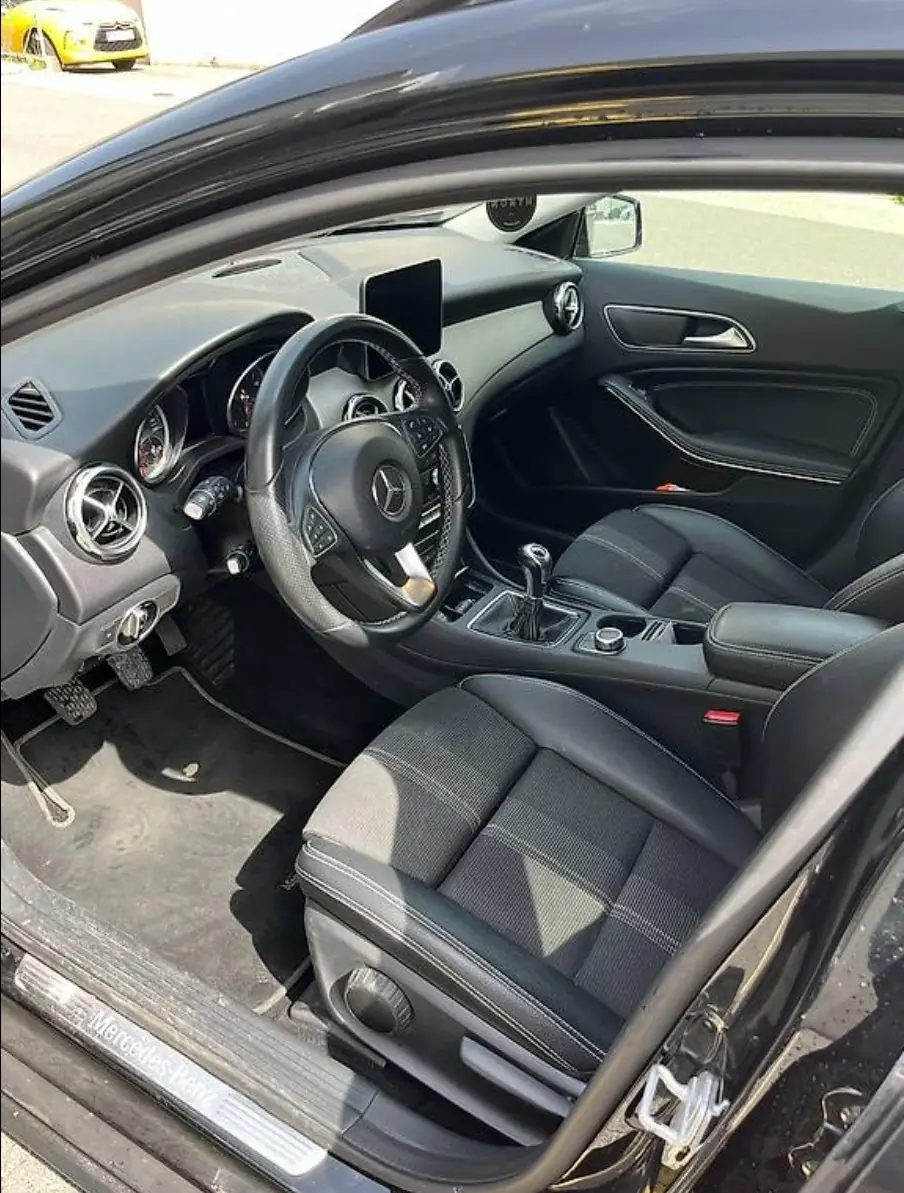 Mercedes-Benz GLA 2017 occasion Conthey — 3