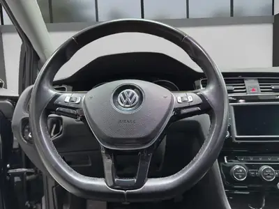 VW Golf 1.4 TSI 125 Lounge — Berline fiable, moteur moderne et entretien économique — Thumbnail 9