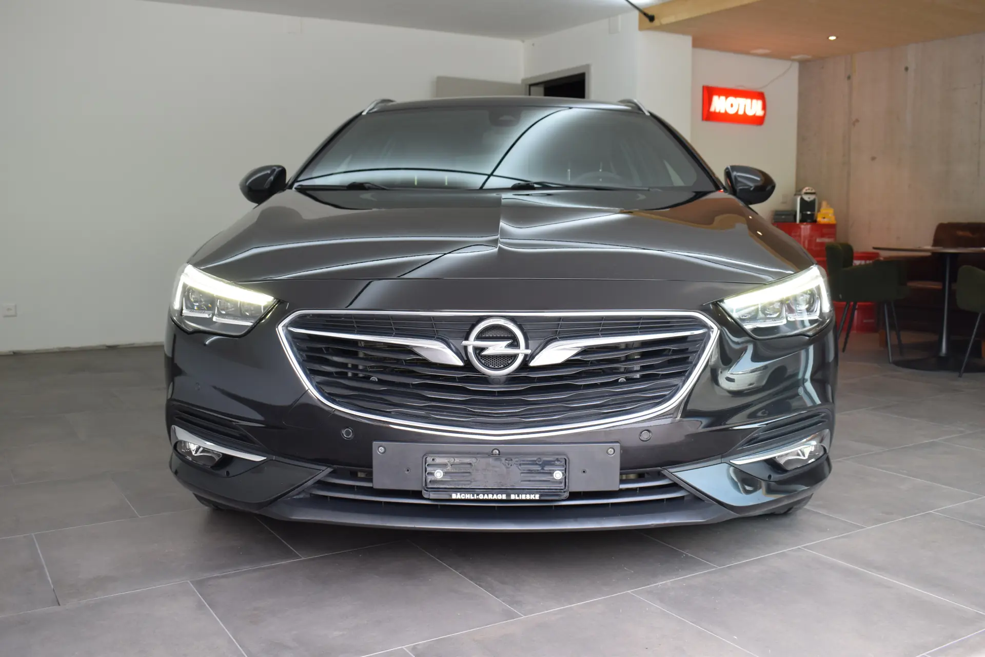 Opel Insignia 2.0 CDTi 170 AWD — Break robuste, diesel économe et 4 roues motrices
