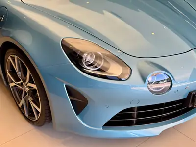 Alpine A110 Color Edition 2022 — Sportive française légendaire, édition limitée numéro 20 — Miniatur 7