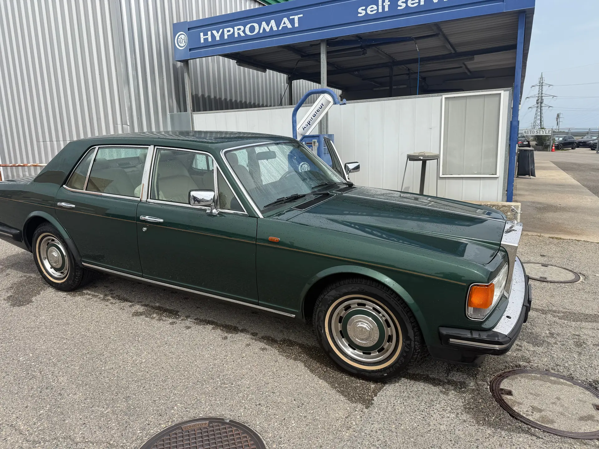 Rolls-Royce Silver Spirit 1988 — Berline de prestige, seulement 35 000 km