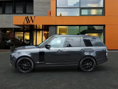 Range Rover 3.0 SDV6 HSE — Prestige tout-terrain, moteur 275 ch et équipements premium — vista esterna