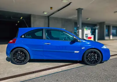 Renault Megane 2.0 16V Turbo F1 Team — Sportive 224 ch, histoire authentique — arrière