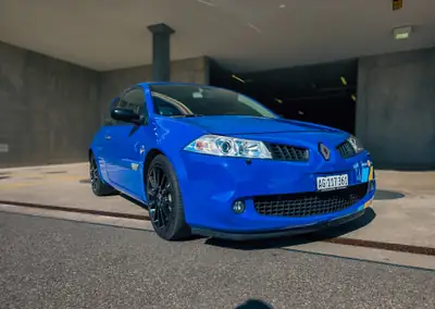 Renault Megane 2.0 16V Turbo F1 Team — Sportive 224 ch, histoire authentique — tableau de bord