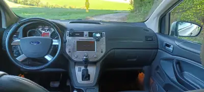 Ford Kuga 2.0 TDCi 163 Individual — SUV polyvalent diesel, sans sinistre — tableau de bord