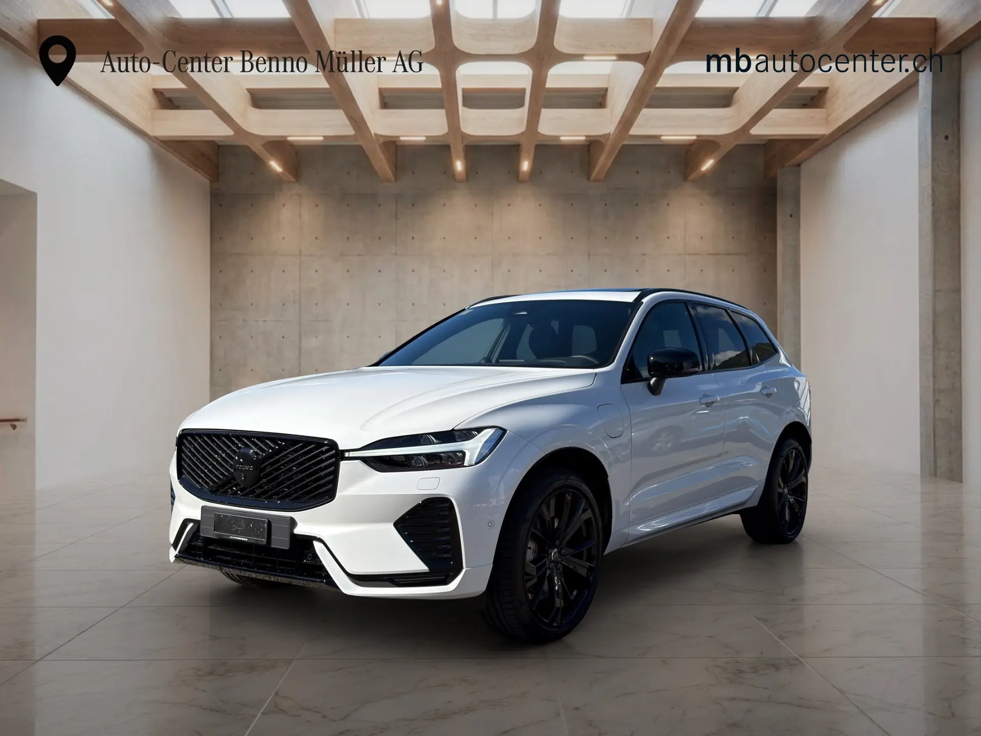 Volvo XC60 2.0 T6 TE Black Edition eAWD — SUV hybride rechargeable performant, quasi-neuf
