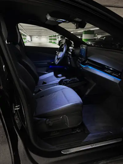 VW ID.5 GTX 4Motion — SUV électrique sportif, 299 ch, 53 600 km — détail